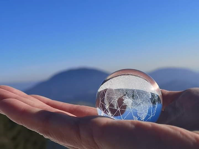 Terre diamant méta génésis médaille d'argent invention Genève cristal grille cristalline purification équilibre élévation nettoyage